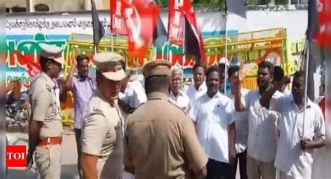 Tamil Nadu Police Detains Cpm Members For Planning Tamil Nadu Flag - Tamil Nadu Flag
