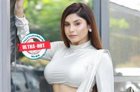taniya chatterjee nudes