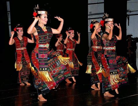 Tari Tor Tor