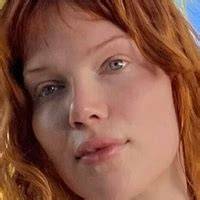 taylor bee nude