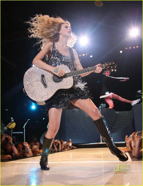taylor swift just jared images