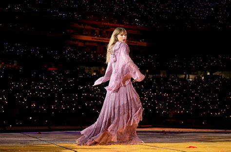 Taylor Swift Who
