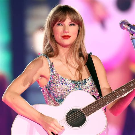 Download Taylor Swift 