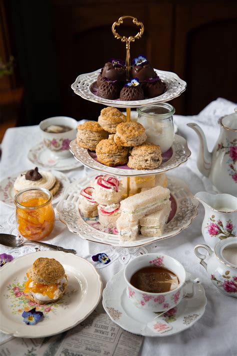 tea time friends