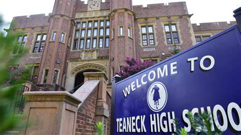 Teaneck High School