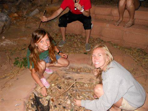 teens peeing nude