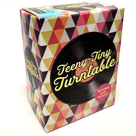 teeny tiny turntable includes 3 mini lps to play r