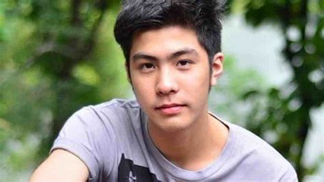 teerapat lohanan biography examples in urdu