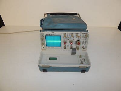 Read Online Tektronix 2336 User Guide 