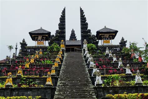 tempat ibadah hindu
