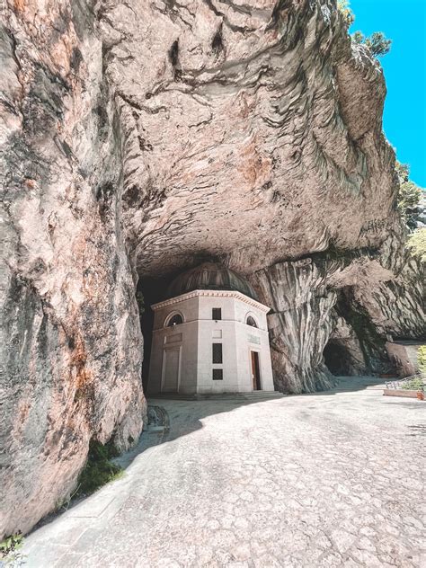 Tempietto Di Valadier