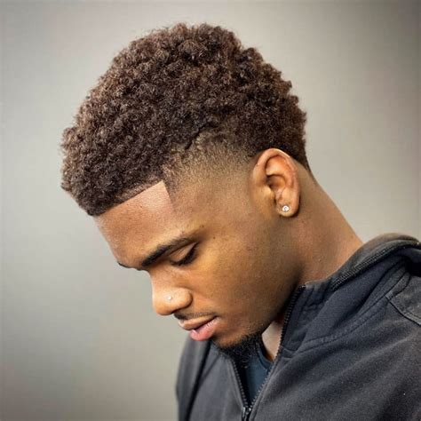 TEMPLE FADE - Mastering Taper Fade Haircuts For Men: A Guide In Men's Hairstyling