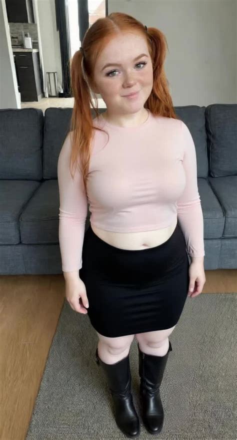 tessa tiny OnlyFans leaked content