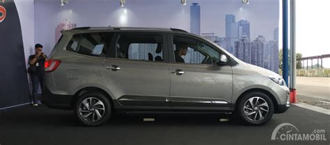 Test Drive Wuling Confero S Fitur Melimpah Di Mpv Murah