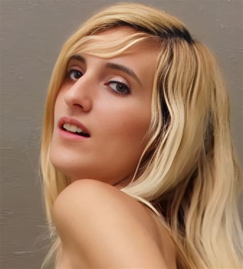 tetona nude