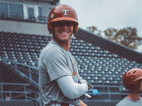 texas baseball twitter