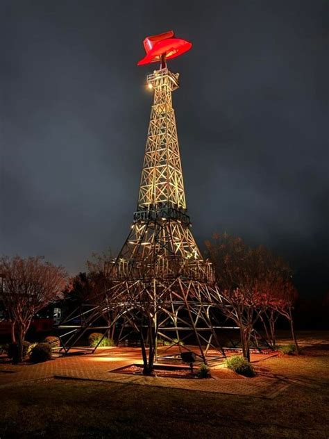 texas eiffel tower
