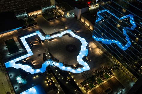 texas shaped pool