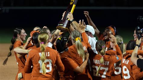 texas softball score