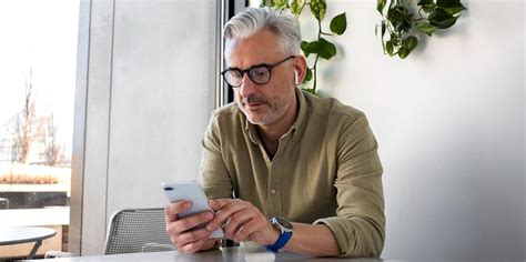 texting rules for older men while dating