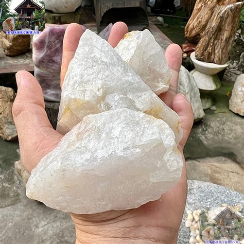 thạch anh | thch anh l g moriitalia