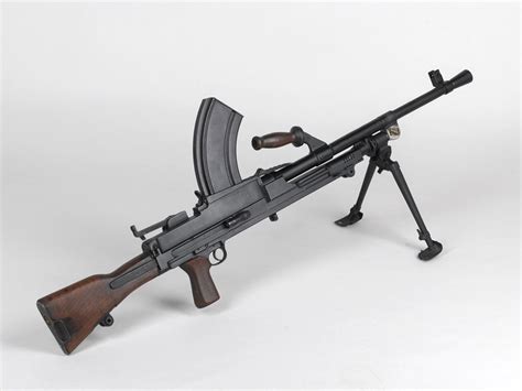 The Bren Light Machine Gun Description Use And