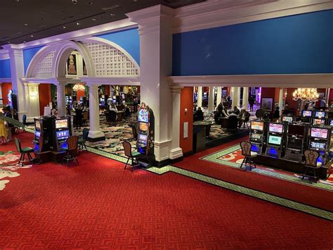 the casino club at greenbrier zkdx canada