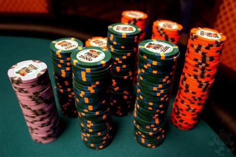 the casino poker chips