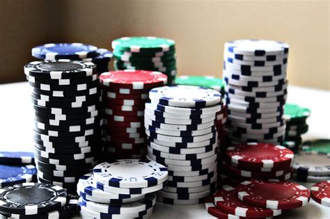 the casino poker chips iial