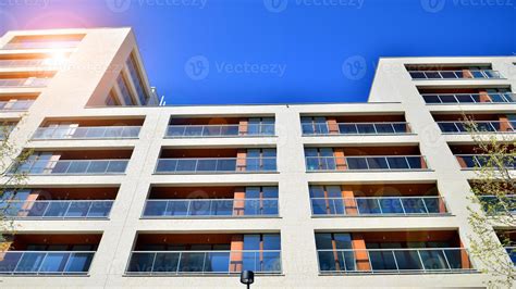 The Elements Of Modern Architecture Understanding Contemporary Buildings