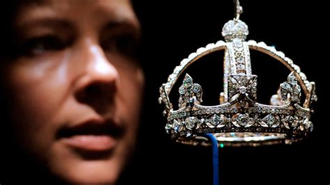 the queen s diamonds
