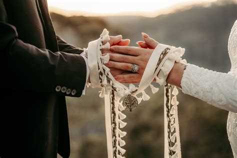 The Wedding Knot