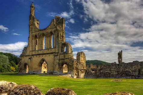 Read The Abbeys And Priories Of Medieval England 
