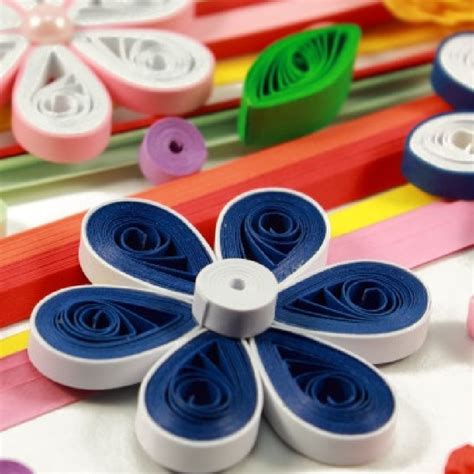 Read The Beginners Guide To Paper Quilling Stylish Projects And Clear Illustration With Step By Step Pictures 