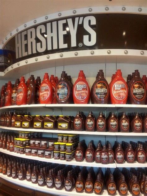 Read Online The Emperors Of Chocolate Inside The Secret World Of Hershey And Mars 