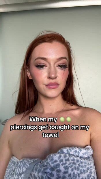 thelovelynora OnlyFans leaked content