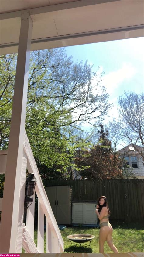 tianastummy OnlyFans leaked content