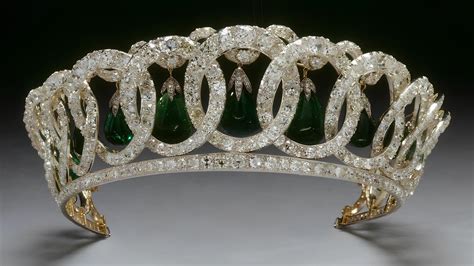 tiaras