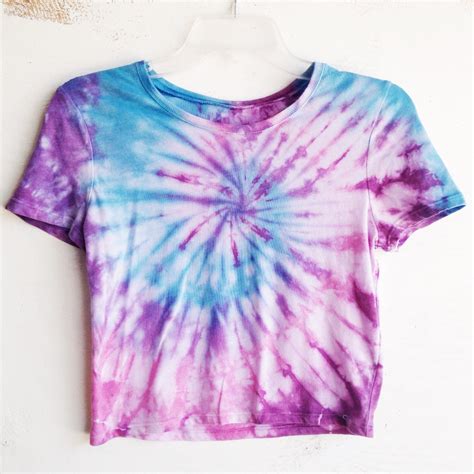 tie dye, tie dye crop top, tie dye shirts - Pinterest