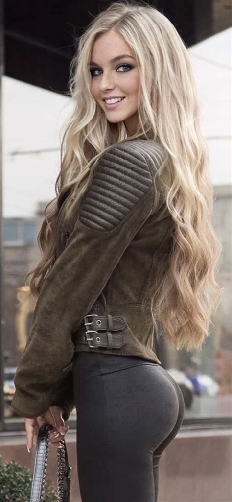 tight blonde nude