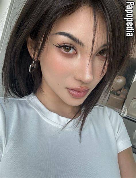 tikilatina nude