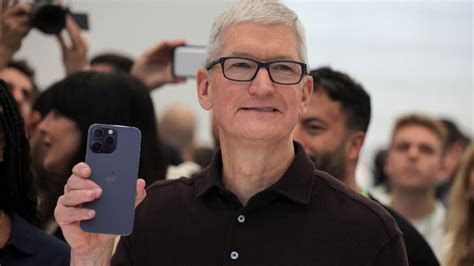 Tim Cook Net Worth