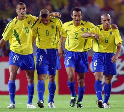 TIMNAS BRASIL 2002：Brasil telah memperpanjang kemitraan perlengkapannya dengan Nike