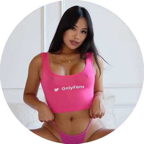tinytrina OnlyFans leaked content