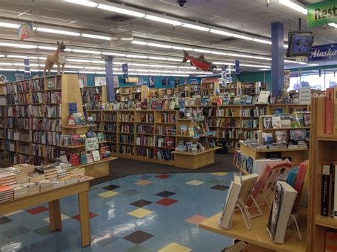 Title Wave Books