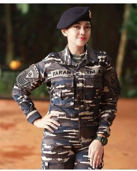 tni cantik #cindo #cewekcantik #cantik - YouTube