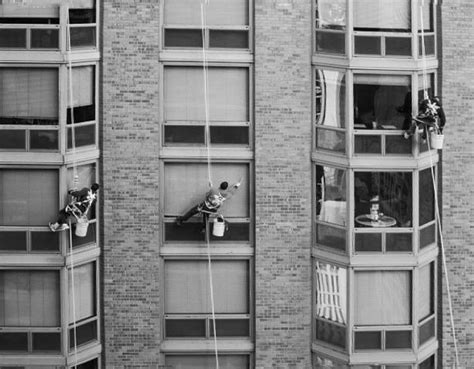 topless window washers