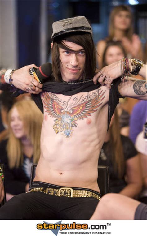 Trace Cyrus Naked