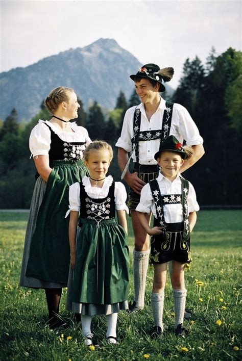 traditional german clothing