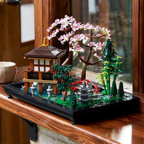 Tranquil Garden Lego Set